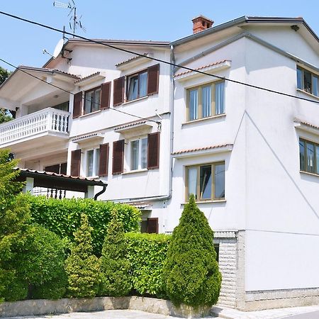 Apartments And Rooms Lago Рупа Екстериор снимка