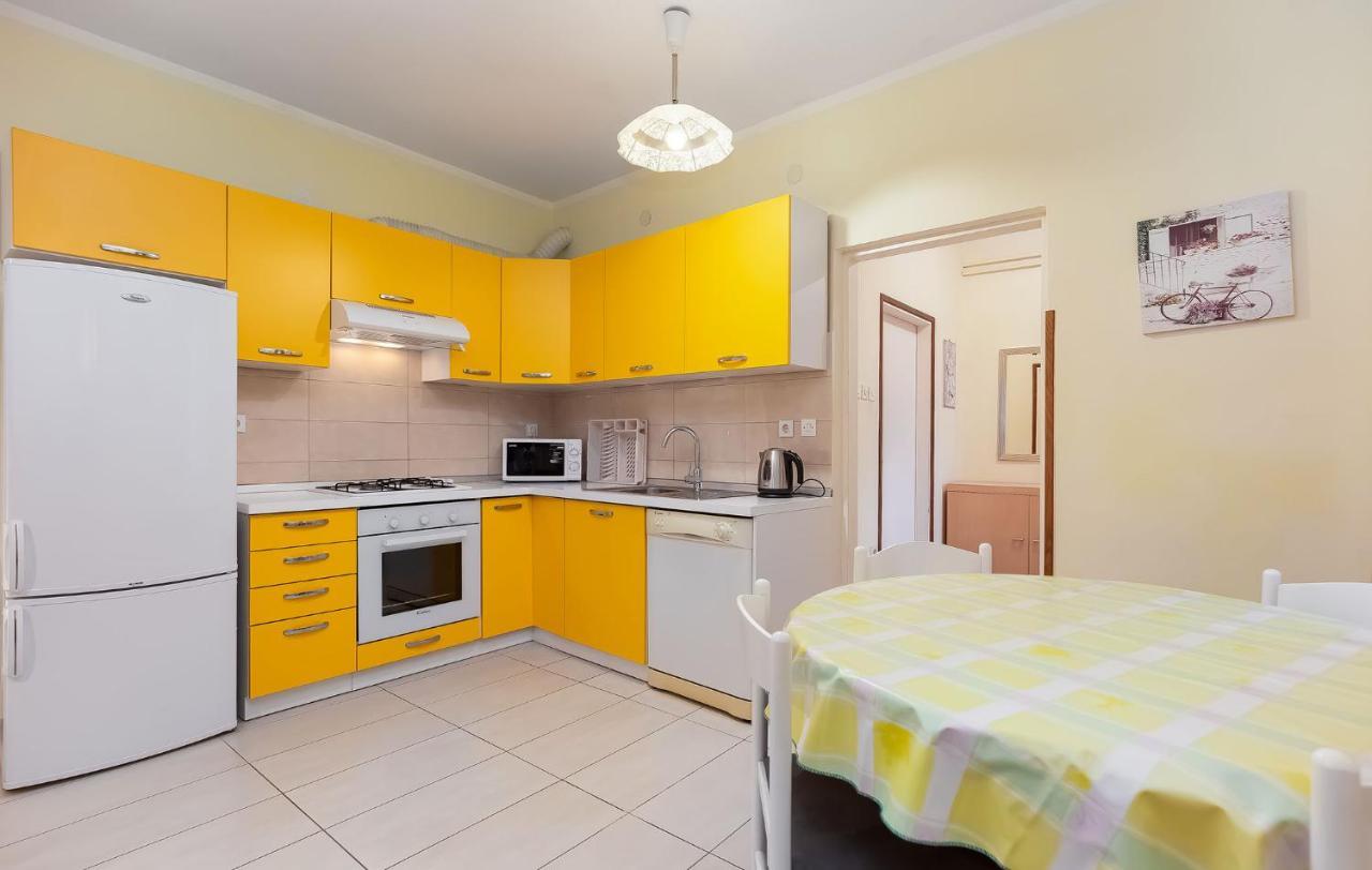 Apartments And Rooms Lago Рупа Екстериор снимка