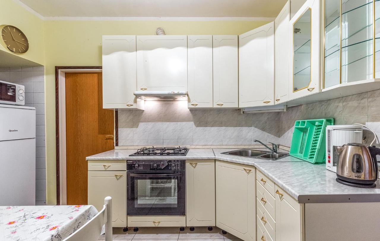 Apartments And Rooms Lago Рупа Екстериор снимка