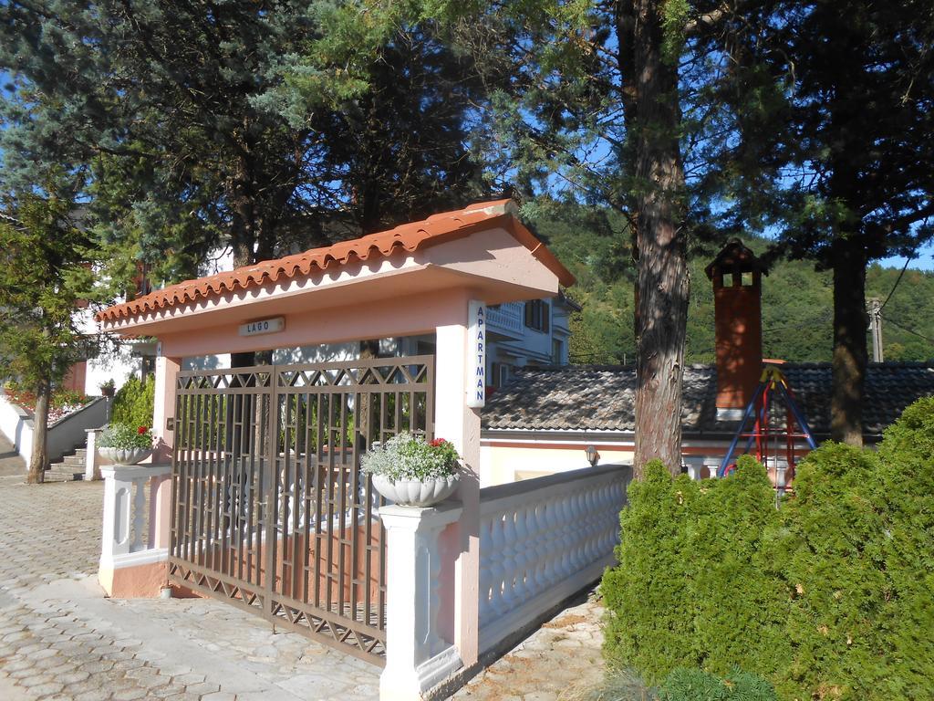 Apartments And Rooms Lago Рупа Екстериор снимка