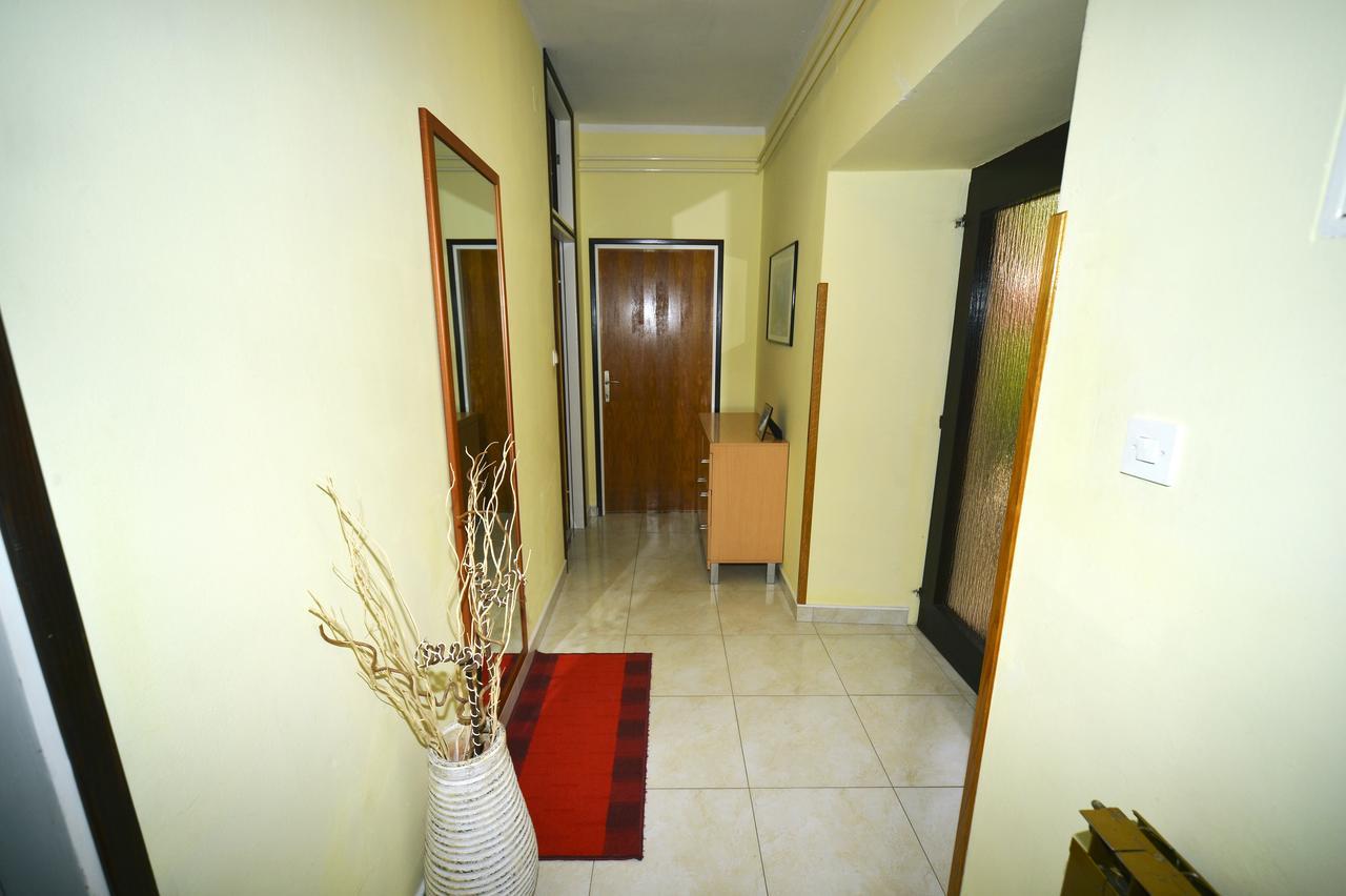 Apartments And Rooms Lago Рупа Екстериор снимка