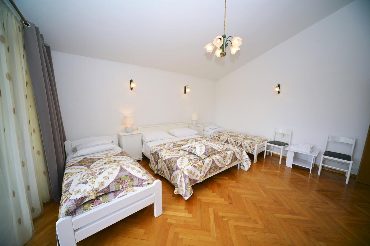Apartments And Rooms Lago Рупа Екстериор снимка